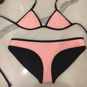 TRIANGL SWIM